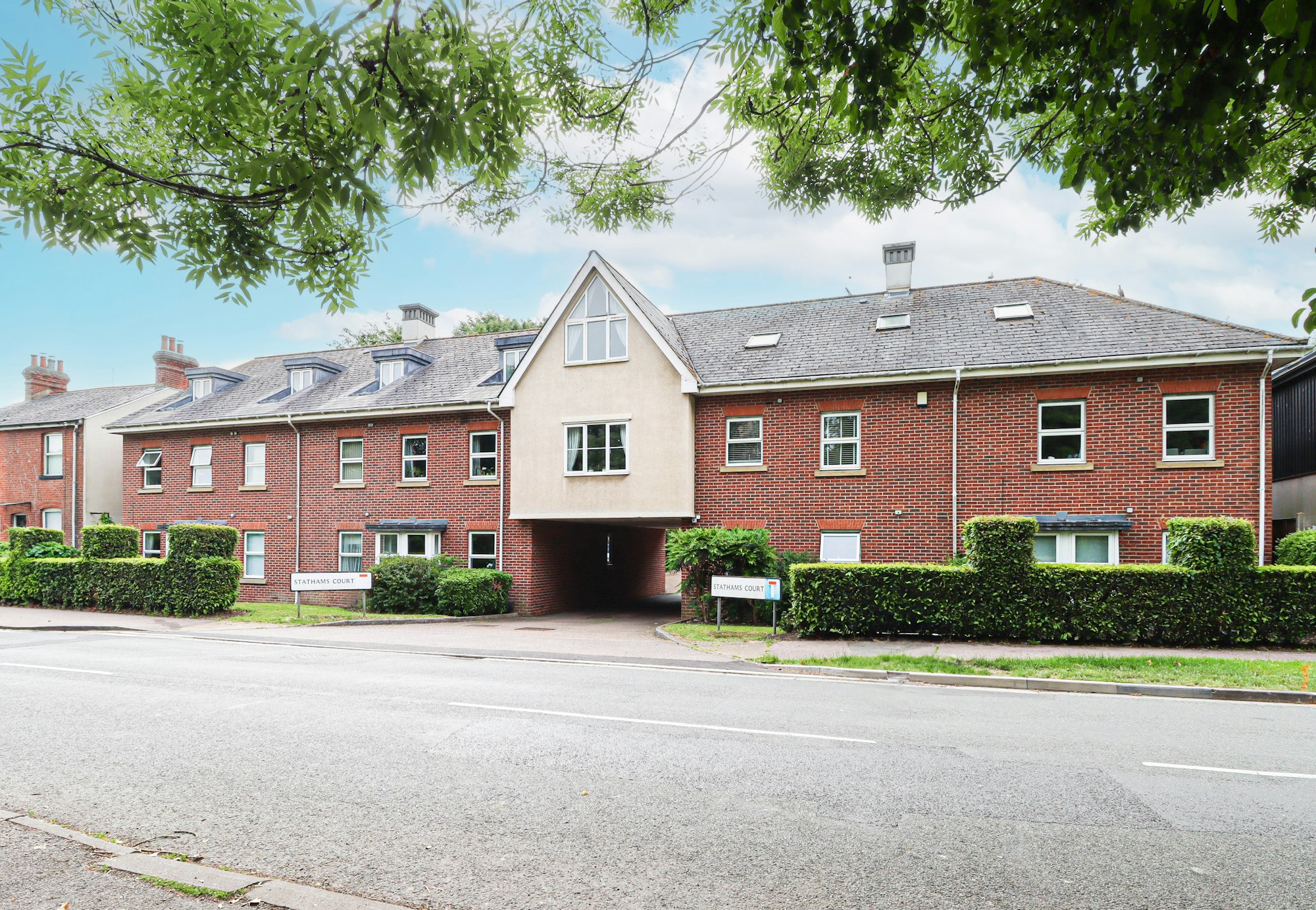 Hemel Hempstead Road, Redbourn, St Albans, AL3 7SA