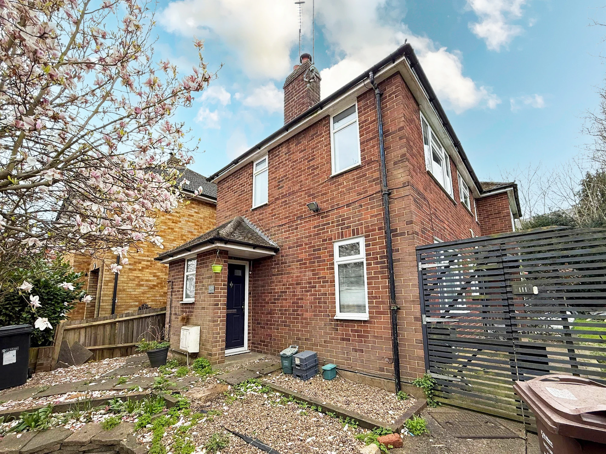 Holywell Hill, St. Albans, AL1 2DN