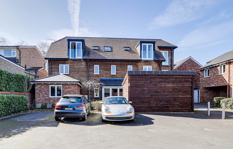 Fish Street, Redbourn, AL3 7FA | Ashtons