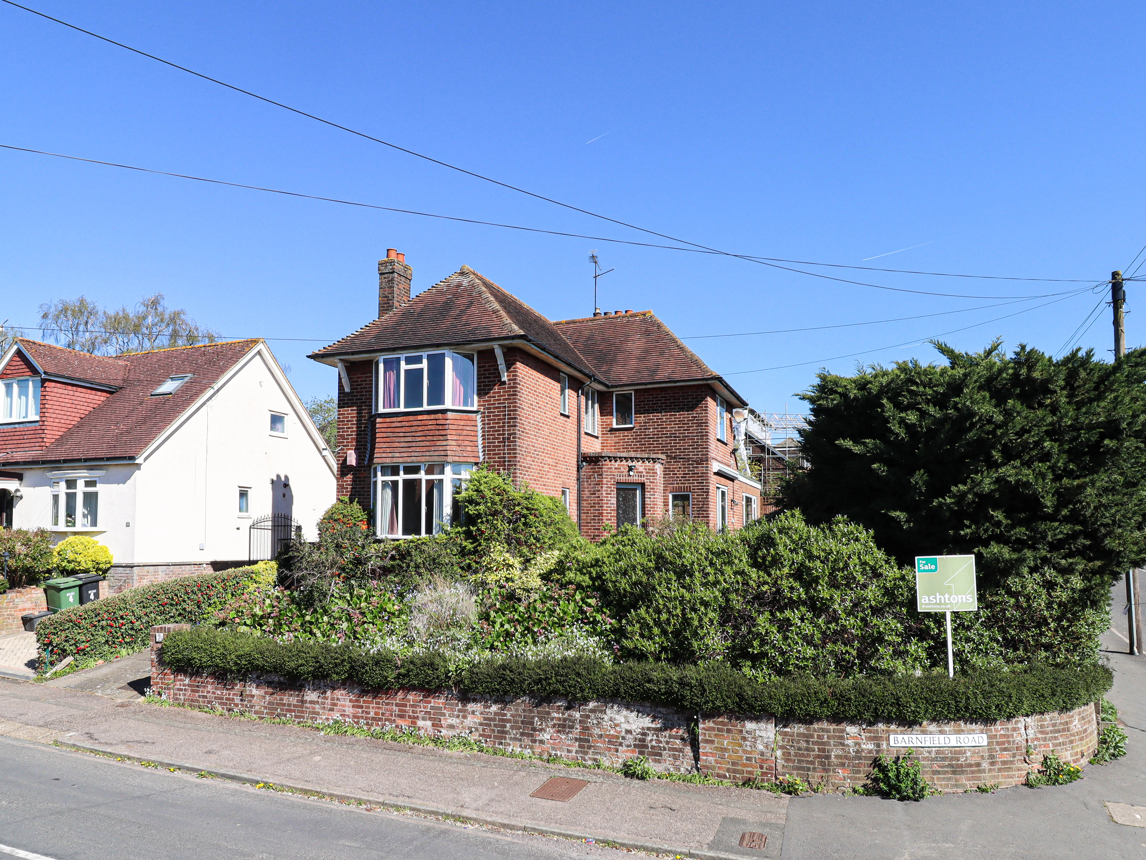 Barnfield Road