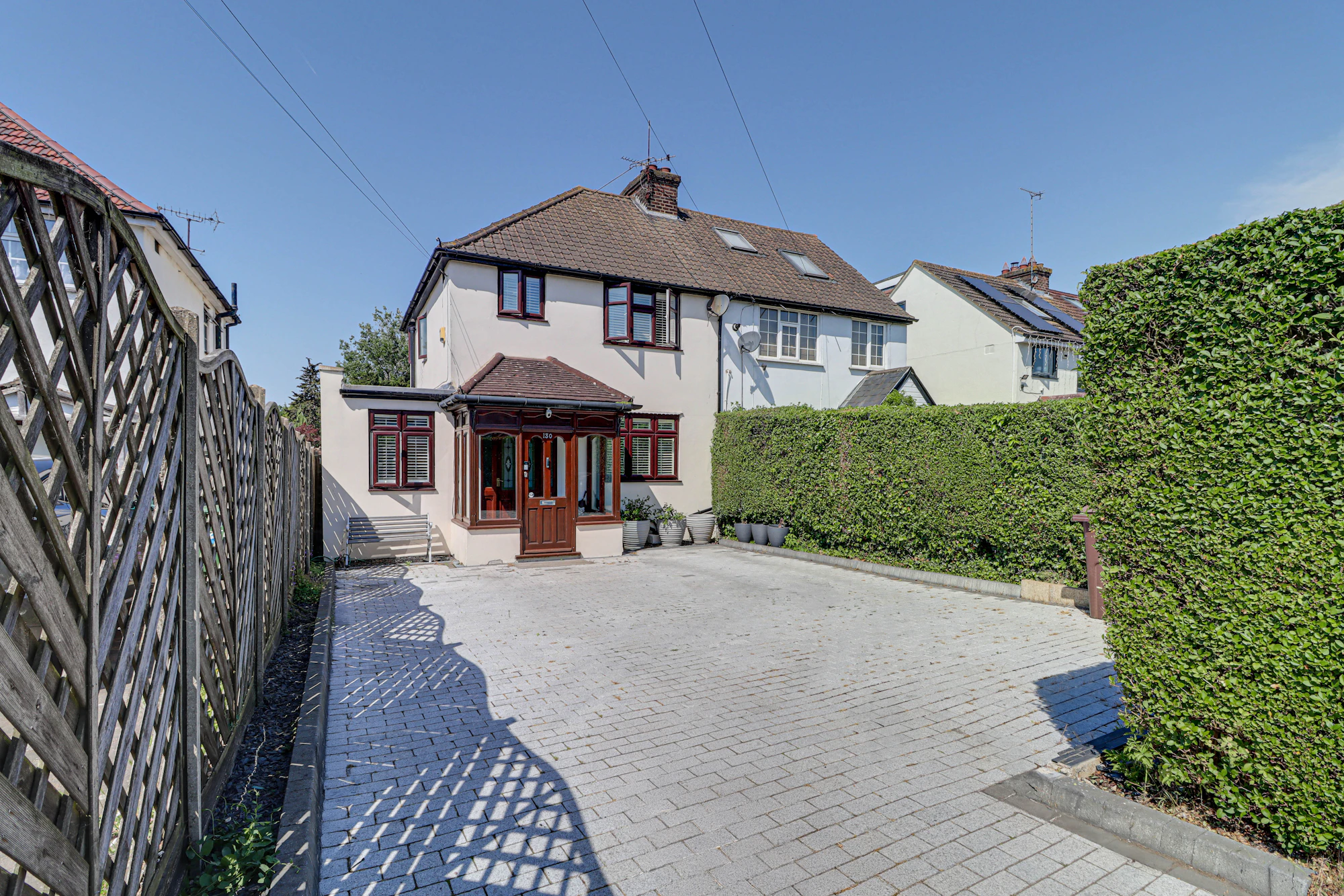 Radlett Road, Frogmore, St Albans, AL2 2LB